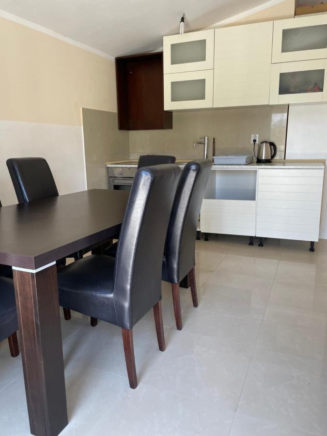 4M Apartments Petrovac Luaran gambar